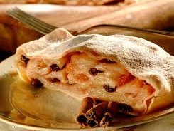 jablková štrúdľa-hot apple strudel